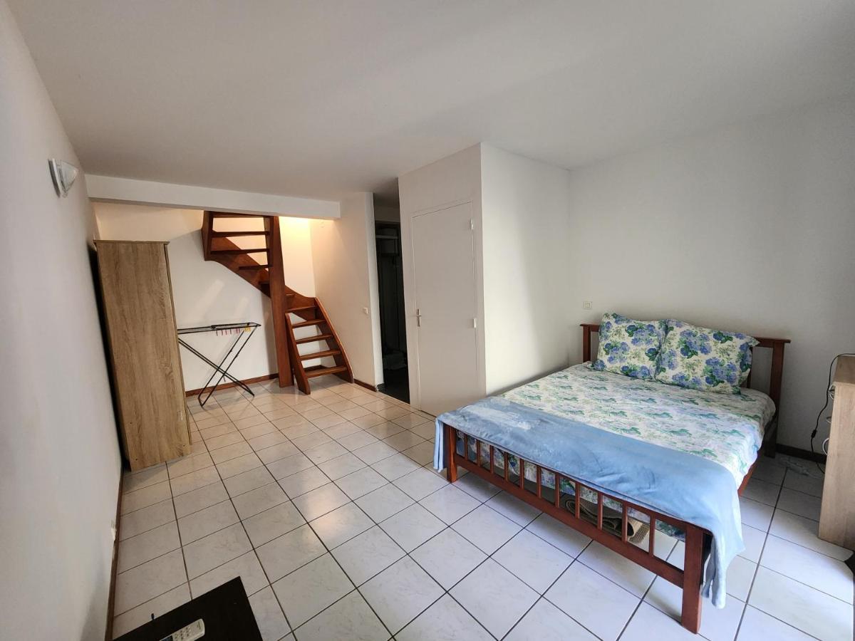 נומיאה Appartement Cosy En Duplex Avec Jardin Et Cuisine A Trianon מראה חיצוני תמונה